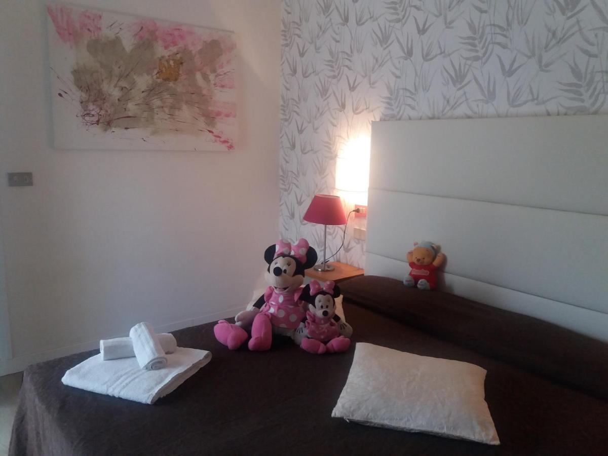 Hotel Ermeti B&B Brunch Riccione Bagian luar foto