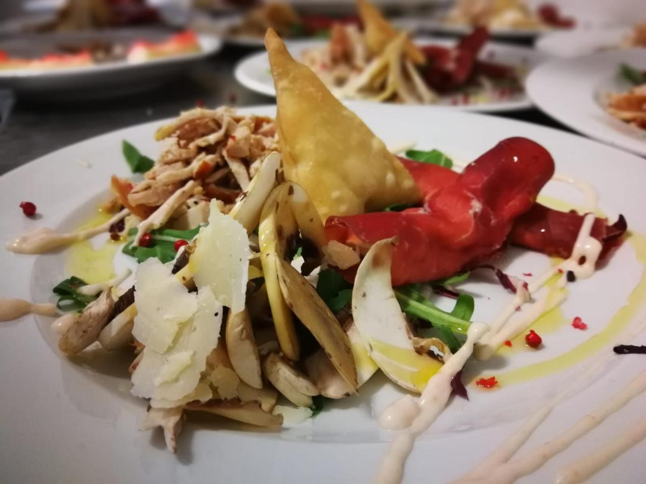 Hotel Ermeti B&B Brunch Riccione Bagian luar foto
